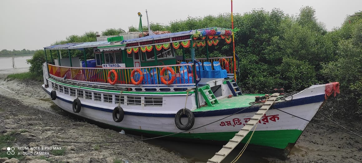 Sundarban Tour Boat 